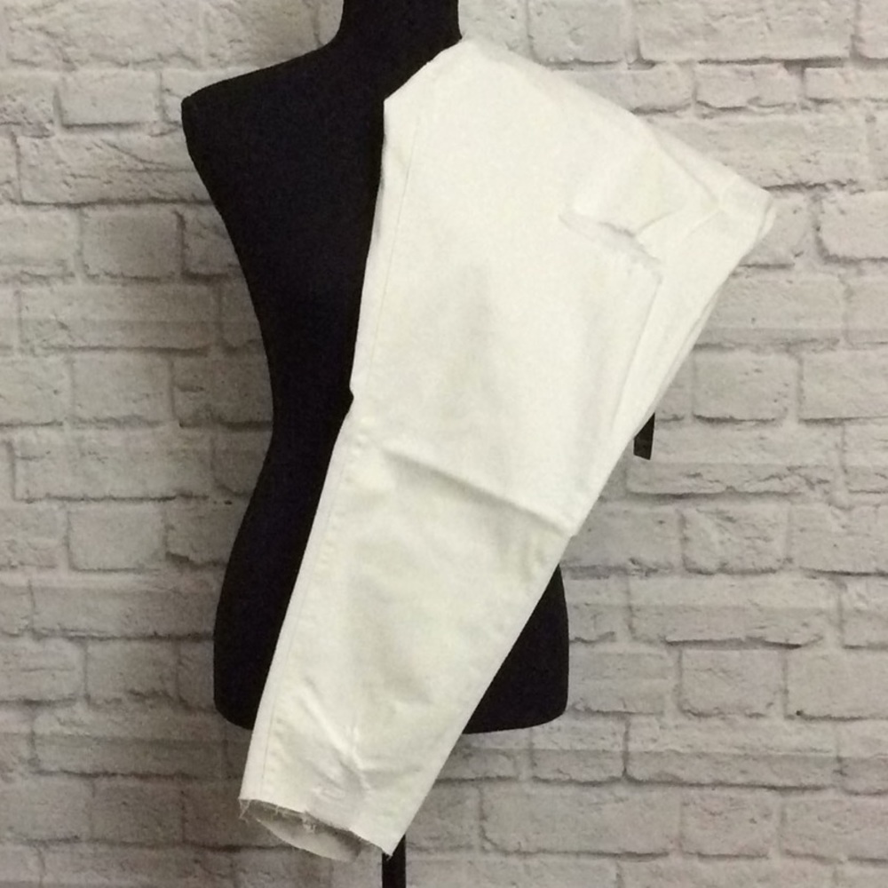 Plus Size Skinny Distressed White Jeans size 40